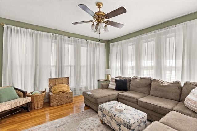 53 Ashland St, Taunton, MA 02780