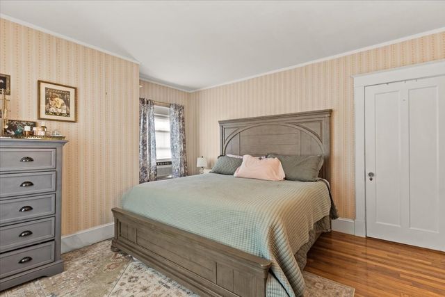 53 Ashland St, Taunton, MA 02780