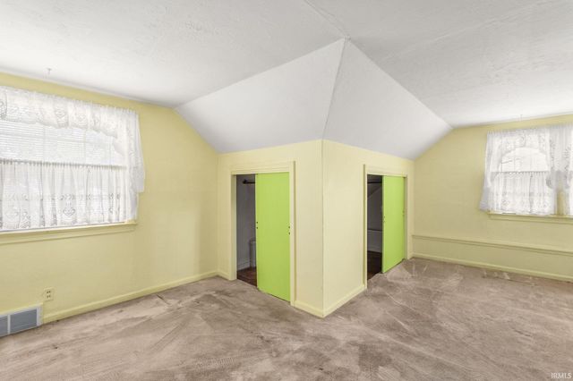 156 St. Clair Avenue, Elkhart, IN 46516