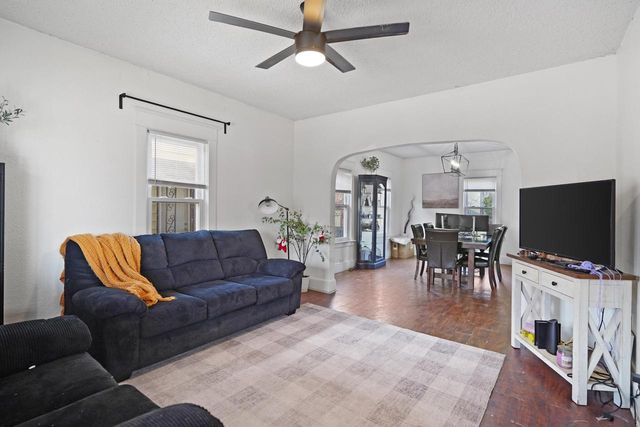 6606 21st AVENUE, Kenosha, WI 53143