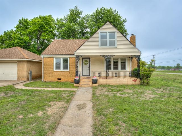 202 W Vandament Avenue, Yukon, OK 73099