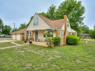 202 W Vandament Avenue, Yukon, OK 73099