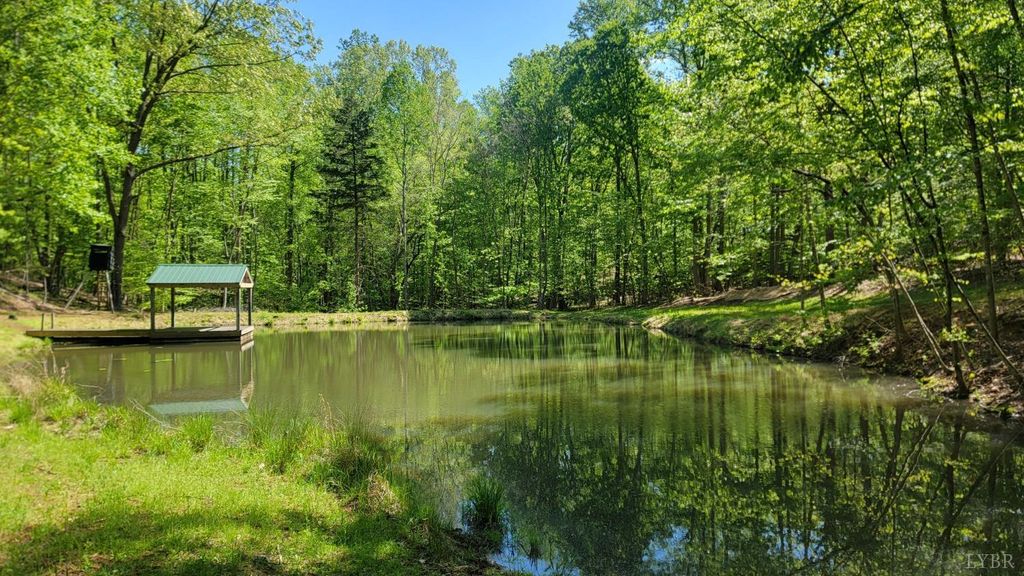 2 Venturous Trail, Goode, VA 24556