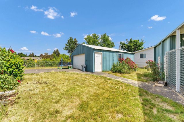 19115 E Montgomery Dr, Spokane Valley, WA 99027