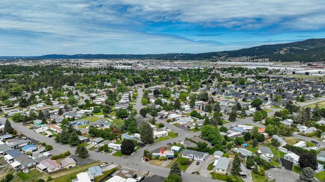 19115 E Montgomery Dr, Spokane Valley, WA 99027