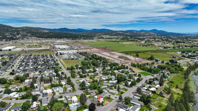 19115 E Montgomery Dr, Spokane Valley, WA 99027