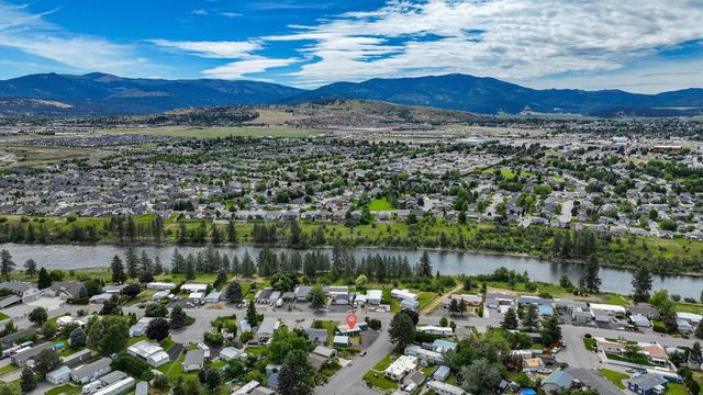 19115 E Montgomery Dr, Spokane Valley, WA 99027
