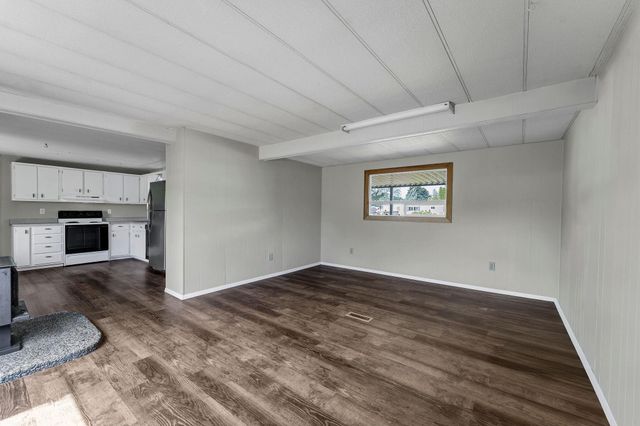 19115 E Montgomery Dr, Spokane Valley, WA 99027