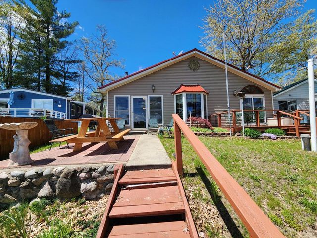 781 N Blue Gill Lake Road, Harrison, MI 48625