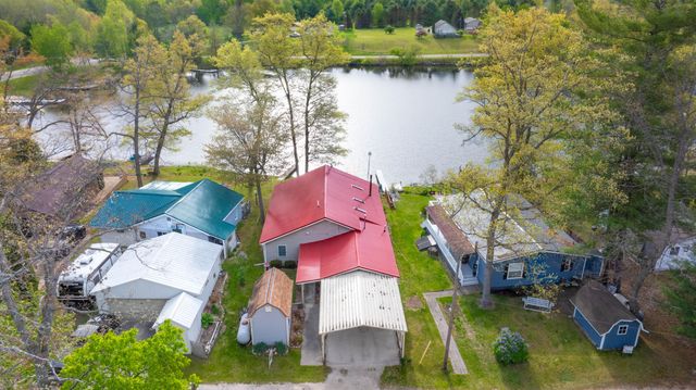 781 N Blue Gill Lake Road, Harrison, MI 48625