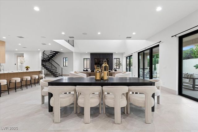 19 Rue Grimaldi Way, Henderson, NV 89011