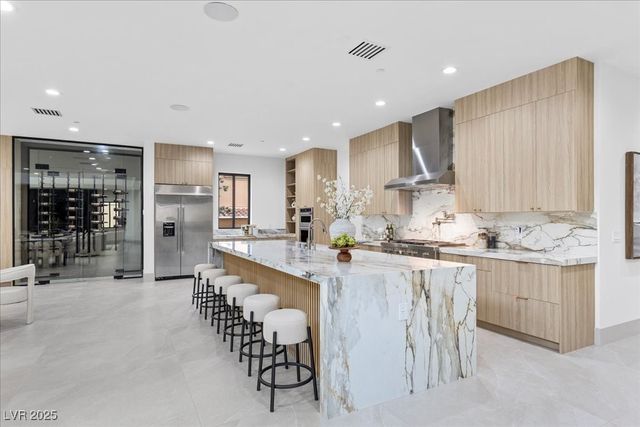 19 Rue Grimaldi Way, Henderson, NV 89011