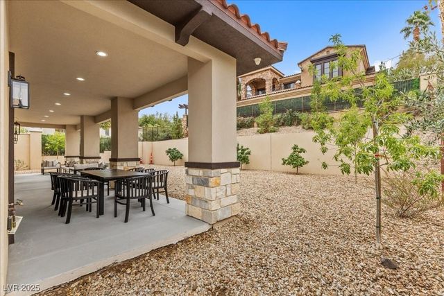 19 Rue Grimaldi Way, Henderson, NV 89011