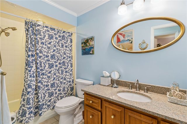 219 Five Pounds Road, St Simons Island, GA 31522