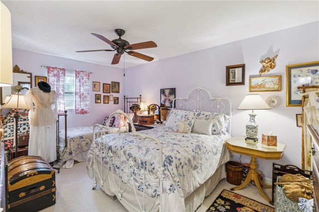 219 Five Pounds Road, St Simons Island, GA 31522