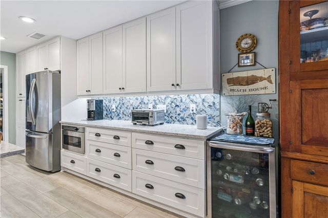 219 Five Pounds Road, St Simons Island, GA 31522