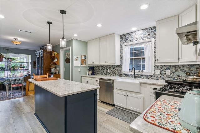 219 Five Pounds Road, St Simons Island, GA 31522