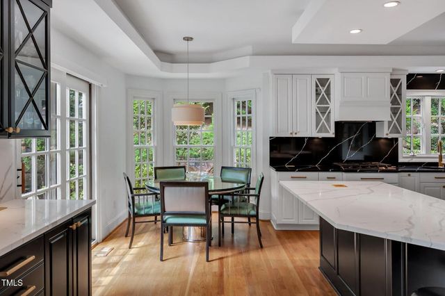 53516 Bickett Drive, Chapel Hill, NC 27517