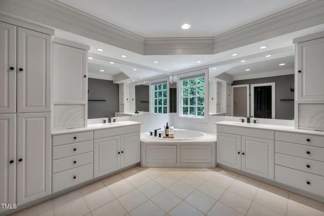 53516 Bickett Drive, Chapel Hill, NC 27517