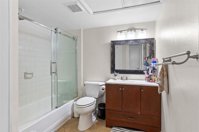 320 BLACK OAK COURT 208, Altamonte Springs, FL 32701