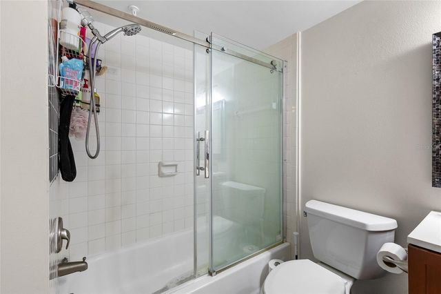 320 BLACK OAK COURT 208, Altamonte Springs, FL 32701