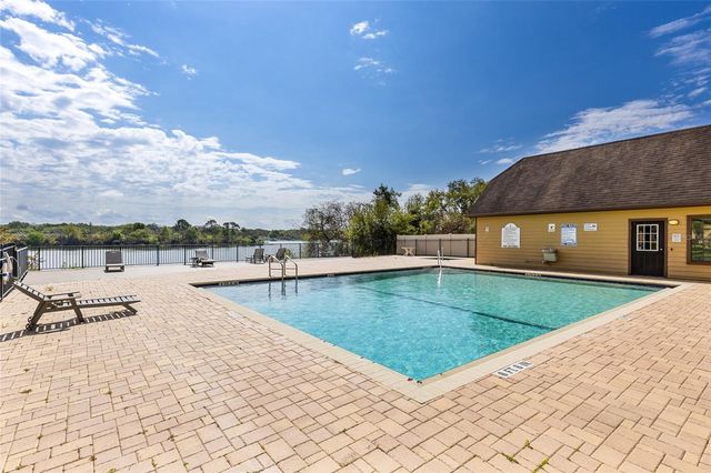 320 BLACK OAK COURT 208, Altamonte Springs, FL 32701