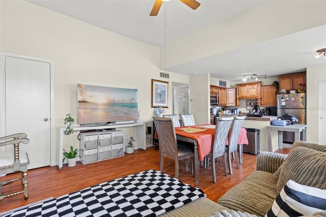 320 BLACK OAK COURT 208, Altamonte Springs, FL 32701