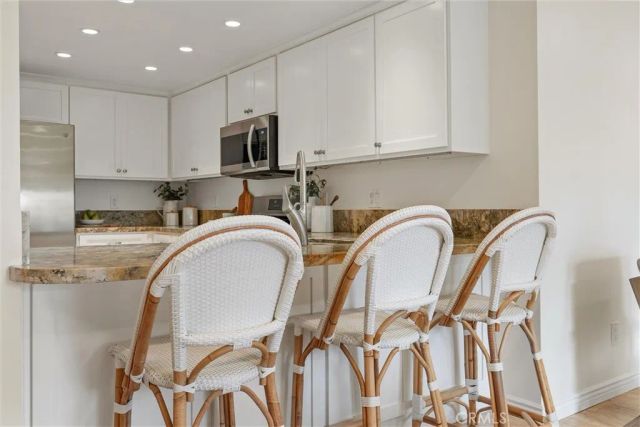 1112 Beryl St. 7, Redondo Beach, CA 90277