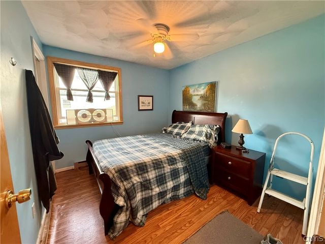 27 Meadowbrook Drive, New Hartford, NY 13413