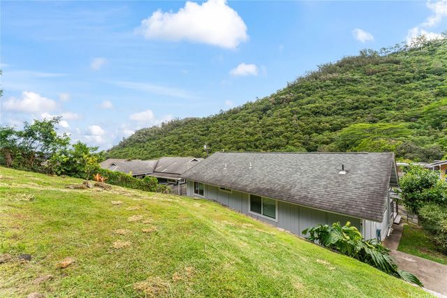 3133 Nihi Street, Honolulu, HI 96819