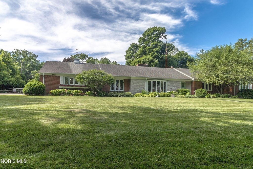 3441 Bentley Boulevard, Toledo, OH 43606