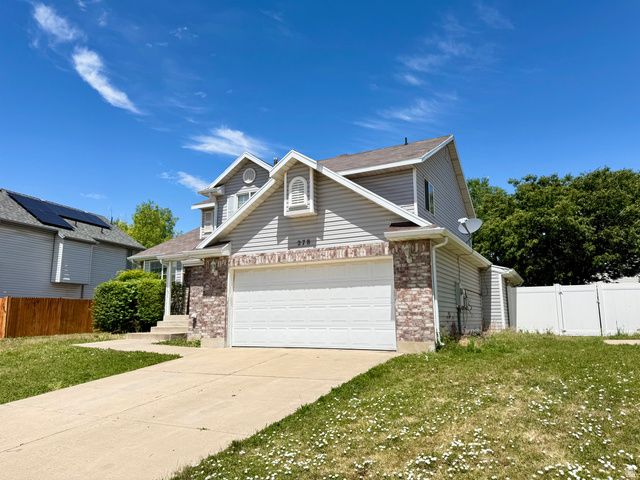 278 W 2000 S, Clearfield, UT 84015