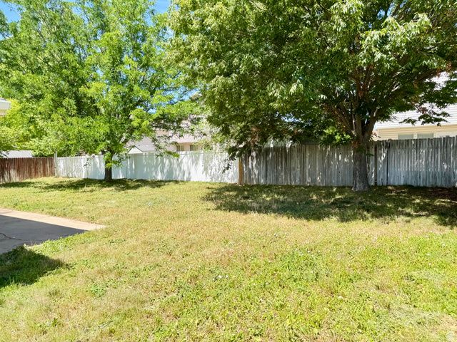 278 W 2000 S, Clearfield, UT 84015