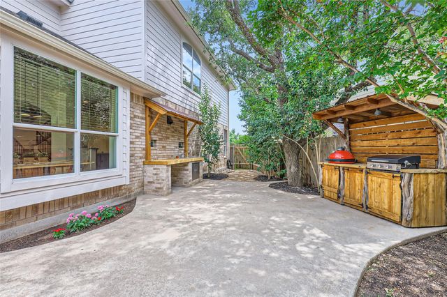 2835 Checker DR, Cedar Park, TX 78613