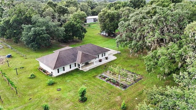 7697 W C 476, Bushnell, FL 33513