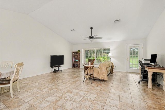 7697 W C 476, Bushnell, FL 33513