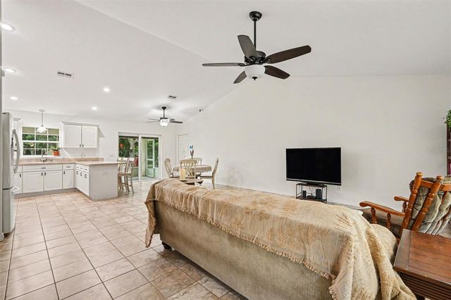 7697 W C 476, Bushnell, FL 33513