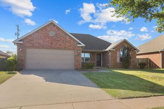 3210 S 3rd Street, Rogers, AR 72758