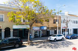 2216 W Jefferson Boulevard, Los Angeles, CA 90018