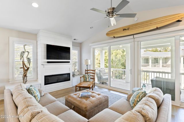 321 Red Lewis Drive 15, Kure Beach, NC 28449