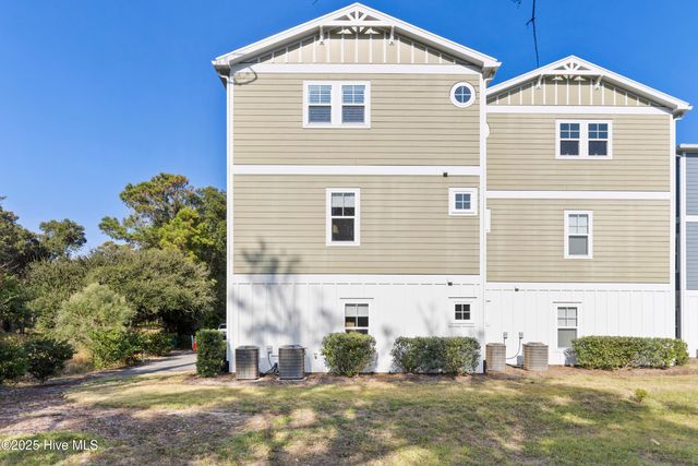 321 Red Lewis Drive 15, Kure Beach, NC 28449