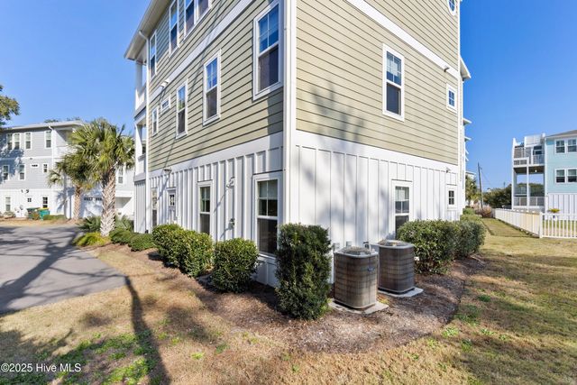 321 Red Lewis Drive 15, Kure Beach, NC 28449