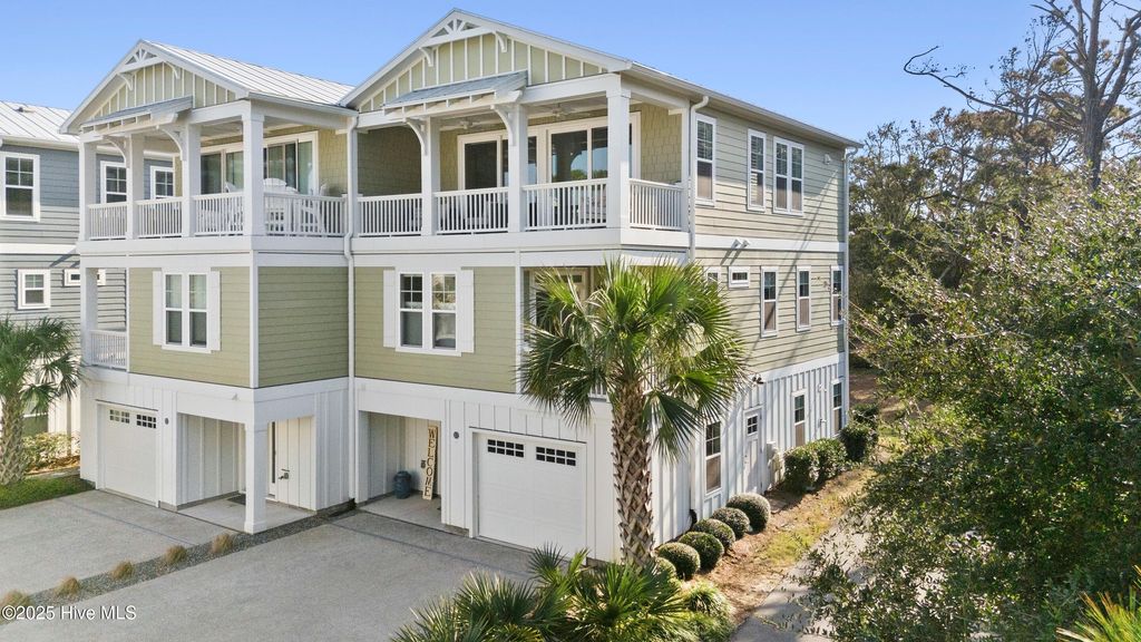 321 Red Lewis Drive 15, Kure Beach, NC 28449