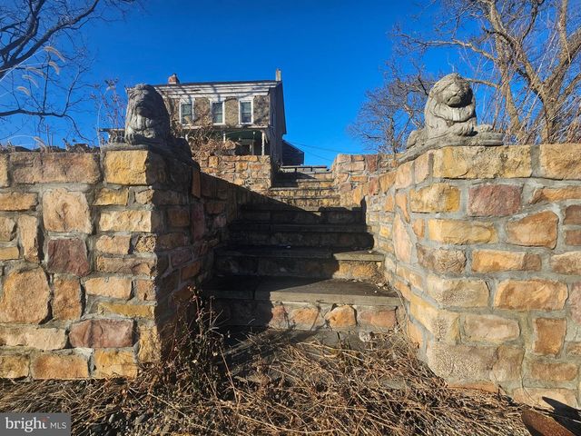 304 VALLEY RD, Bernville, PA 19506