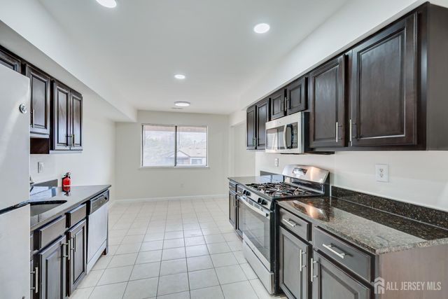 1314 Edison Glen Terrace, Edison, NJ 08837