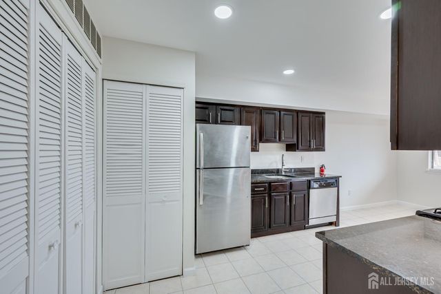 1314 Edison Glen Terrace, Edison, NJ 08837