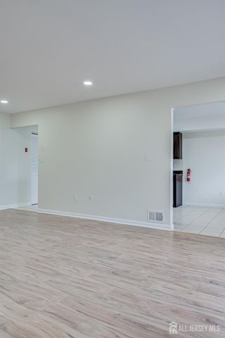 1314 Edison Glen Terrace, Edison, NJ 08837