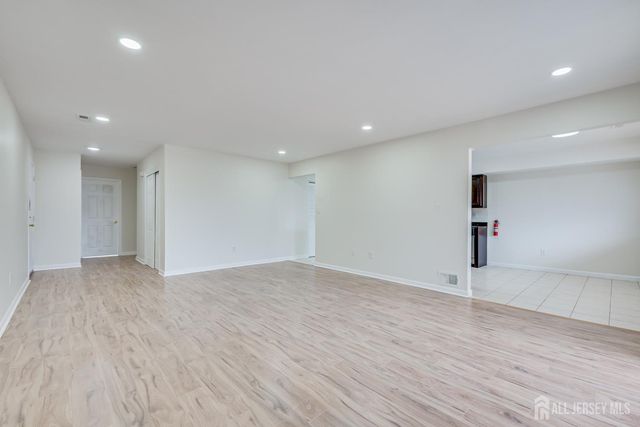 1314 Edison Glen Terrace, Edison, NJ 08837