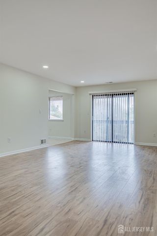 1314 Edison Glen Terrace, Edison, NJ 08837