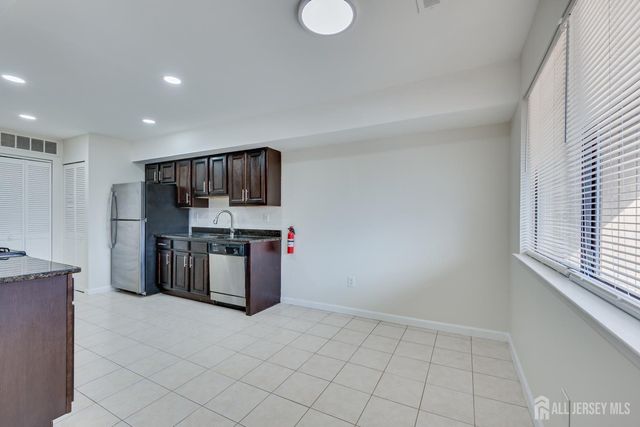 1314 Edison Glen Terrace, Edison, NJ 08837